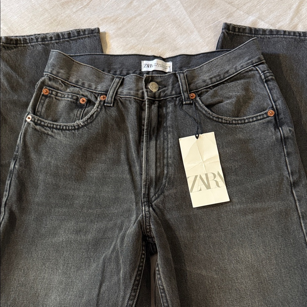 Zara women’s Straight Jeans